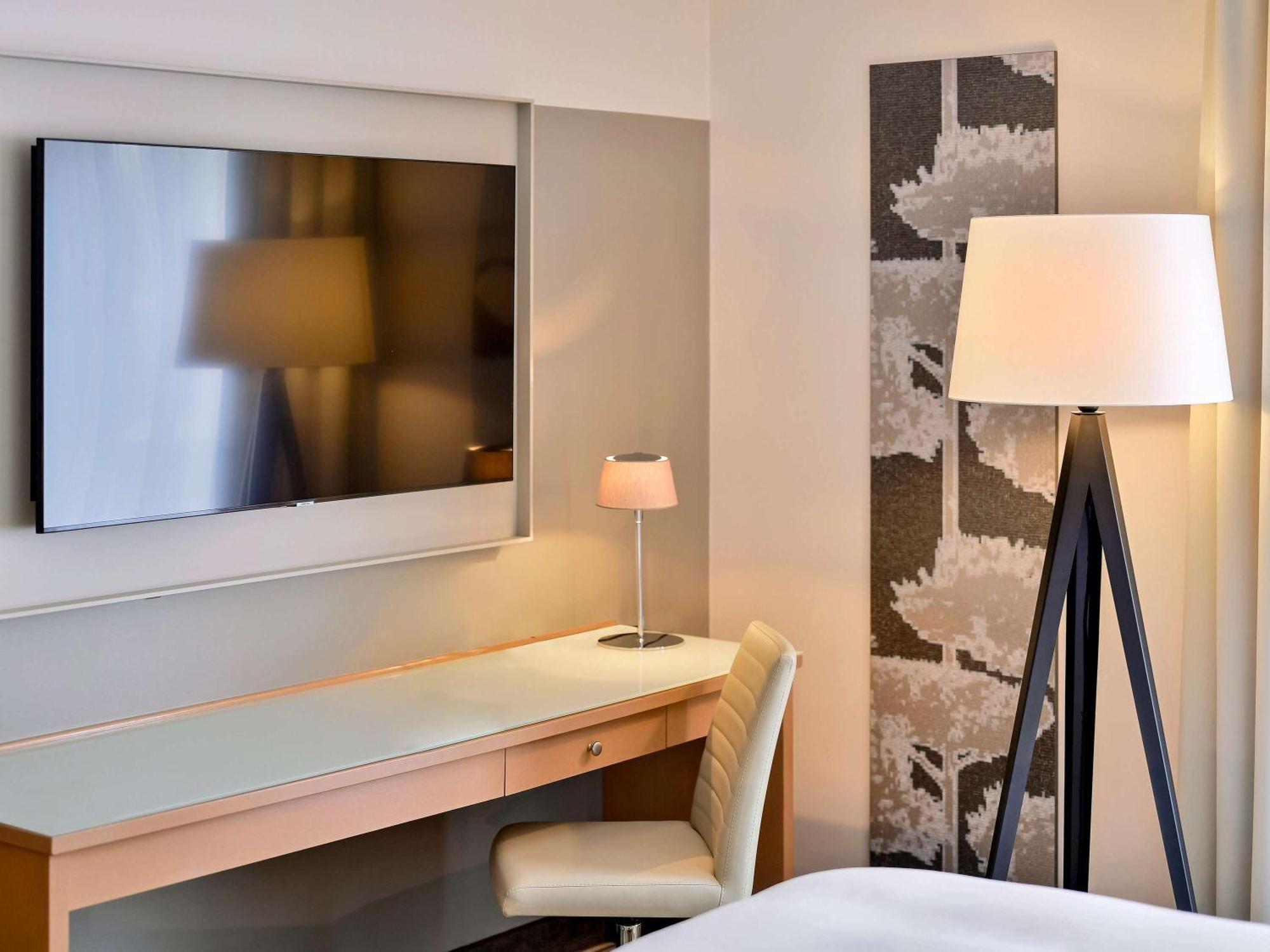 Mercure Hannover Oldenburger Allee Exterior photo