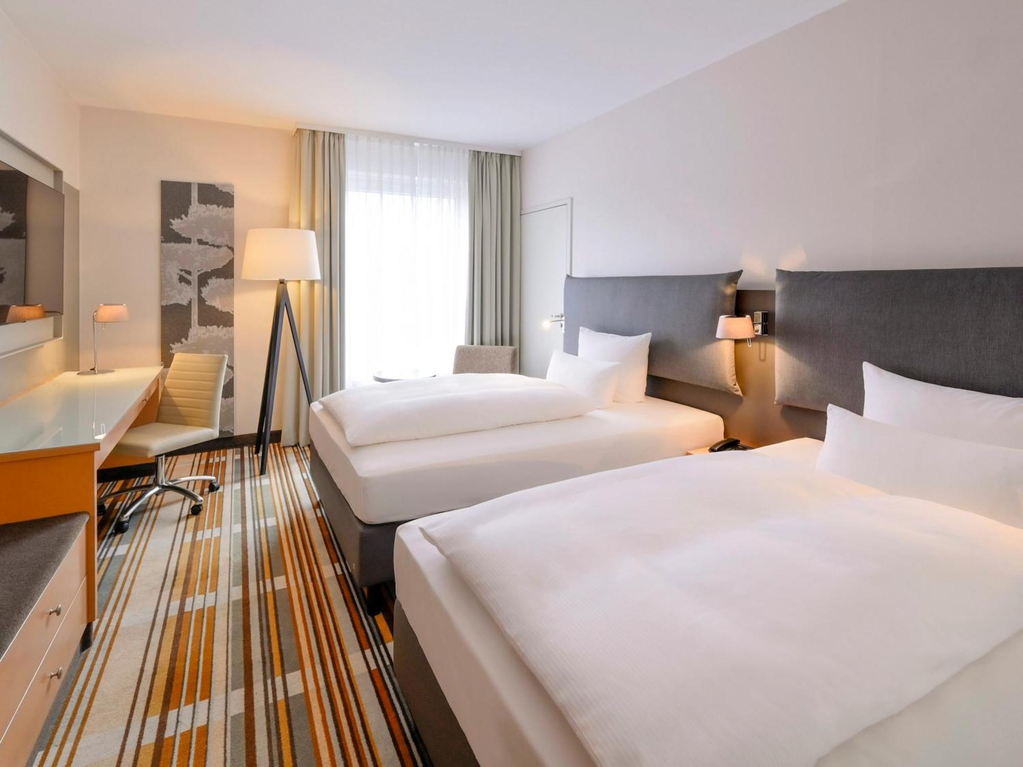 Mercure Hannover Oldenburger Allee Exterior photo
